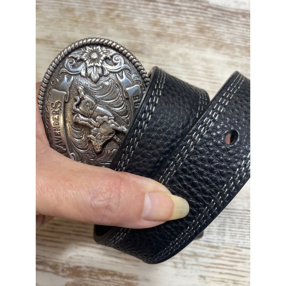 Cavenders Since 1965 Sz 22 Black Leather Belt Bull Riding Rodeo Buckle NWOT